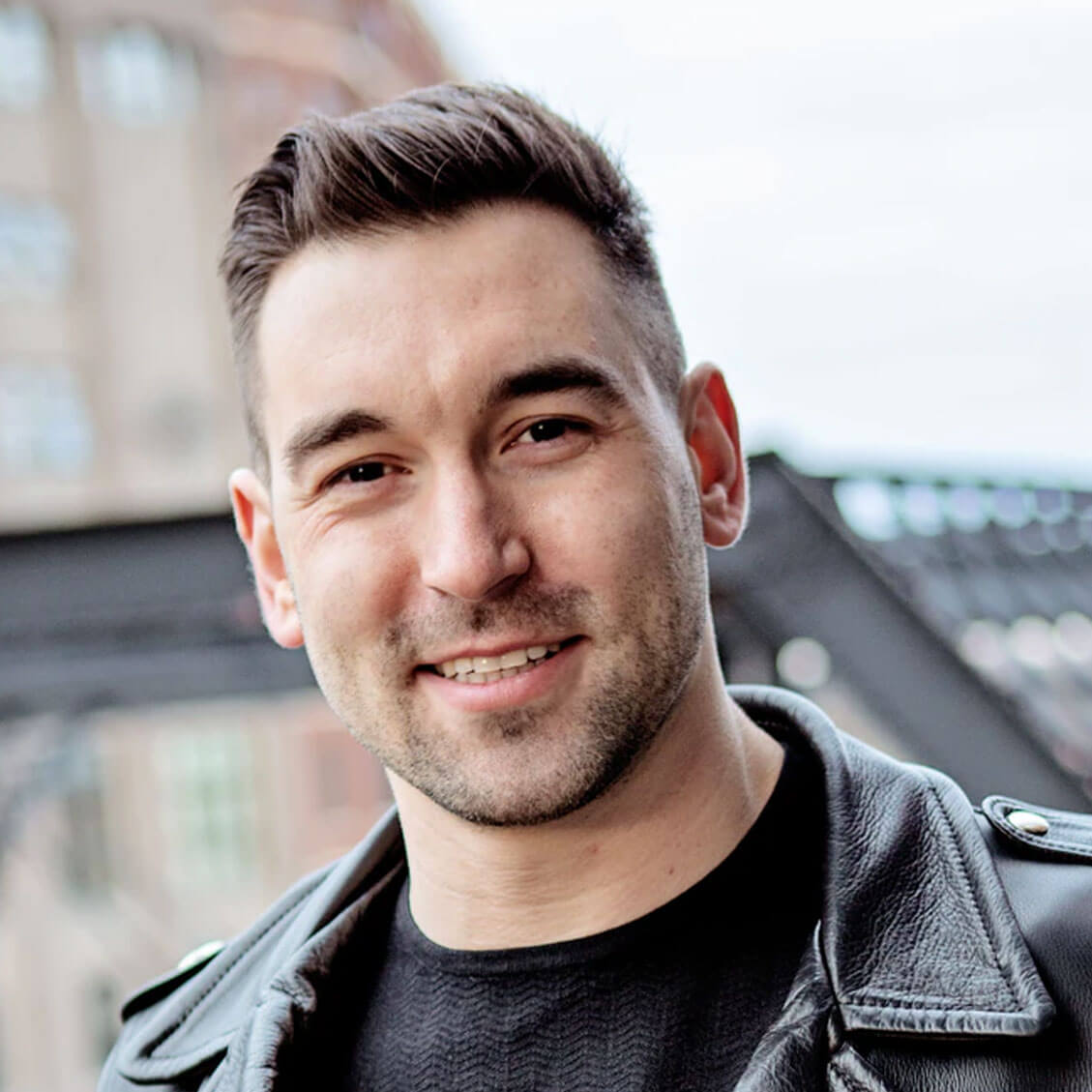 Happy Male Customer Testimonial | Plumbelectrical